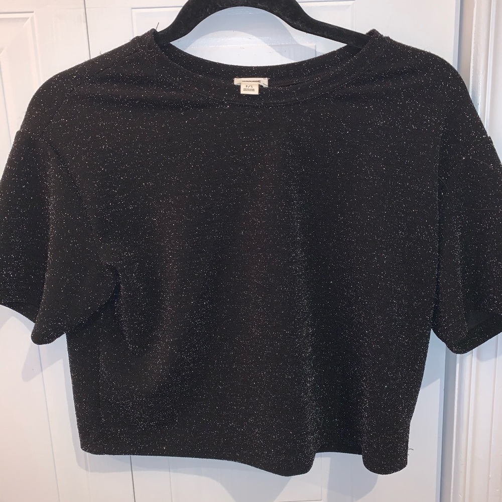 Black cropped shirt with glitters